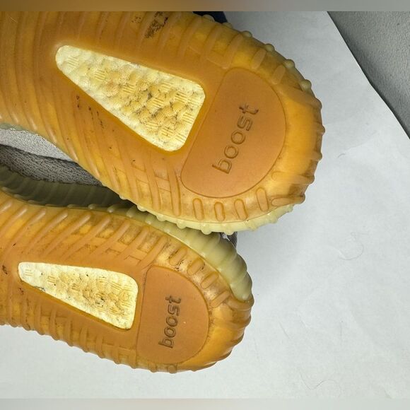 Adidas Yeezy Boost 350 V2 Sesame Size 10.5 - Picture 8 of 16